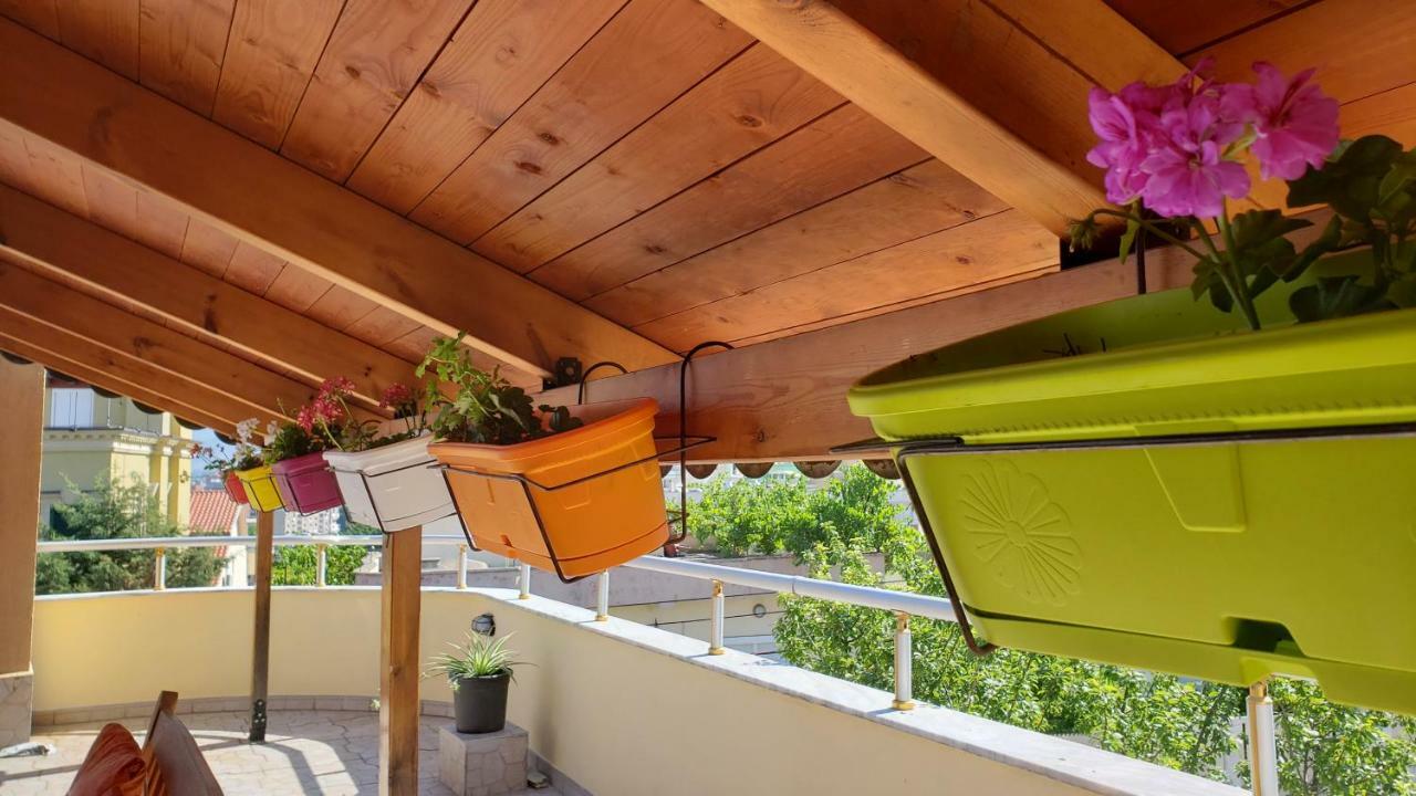 Friends Terrace Apartment Tirana Exterior photo